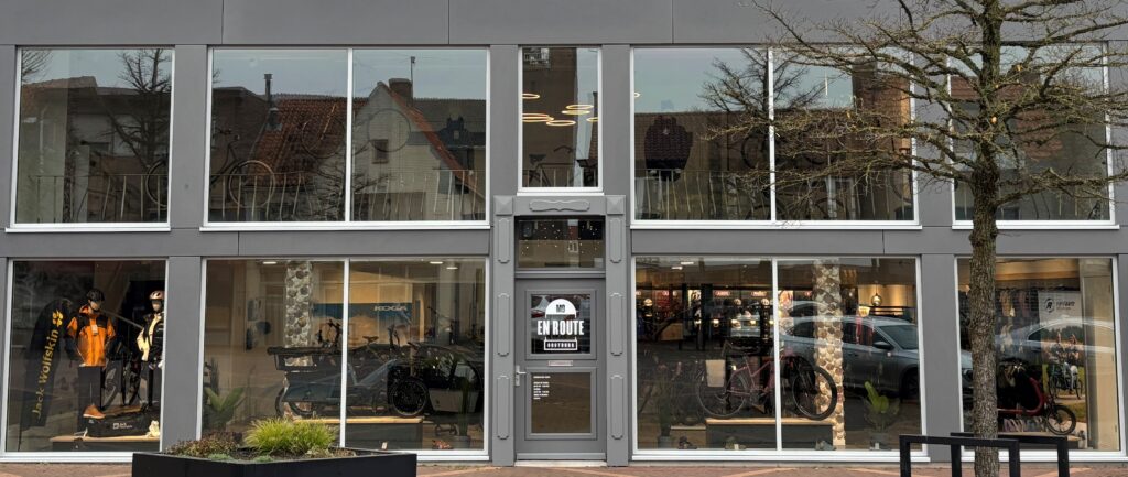 Sfeerbeeld van onze winkel en werkplaats.